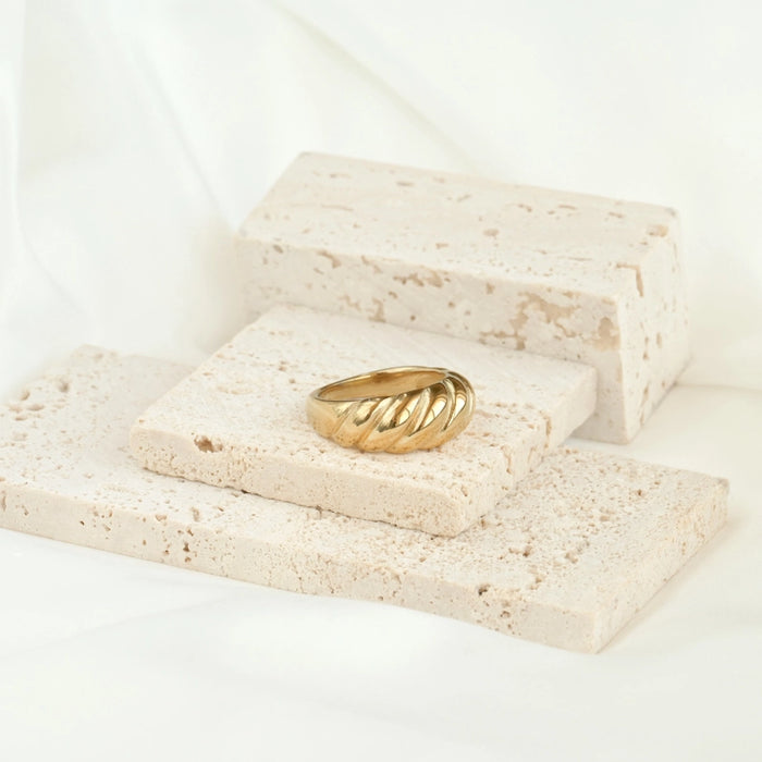 Gold Twisted Dome Ring | 18K Gold PVD