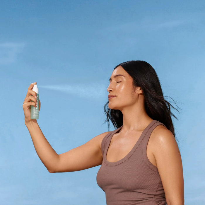 COOLA Make-up Setting Sunscreen Spray